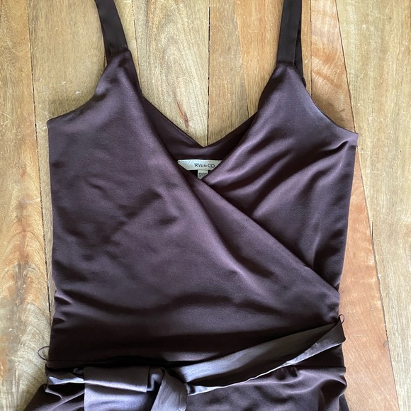 Brown RW&Co wrap dress with satin belt, size XS - Picture 5 of 7